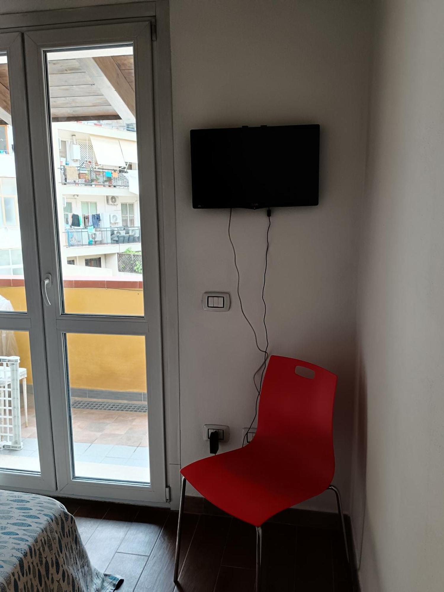 Appartamento Con Terrazzo Privato E Netflix 卡利亚里 外观 照片